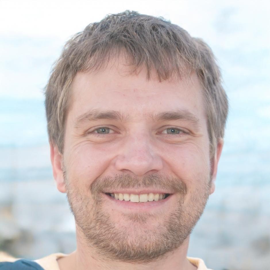 Community facilitator Michael Chen